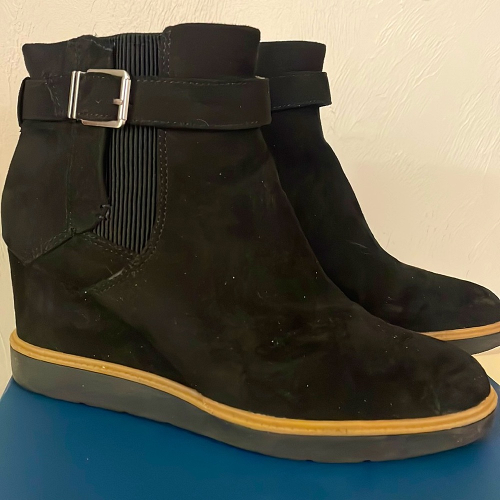 Dr. Scholl’s Jacinda Black Boot Wedge 9.5